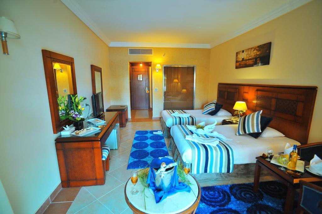 Sea Beach Aqua Park Resort Managed By Blue Resorts Шарм-эль-Шейх Экстерьер фото